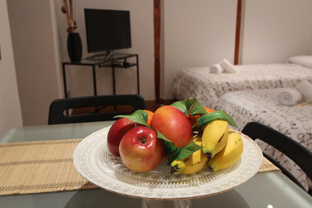 Apartamentos Good Stay Prado Madrid Esterno foto