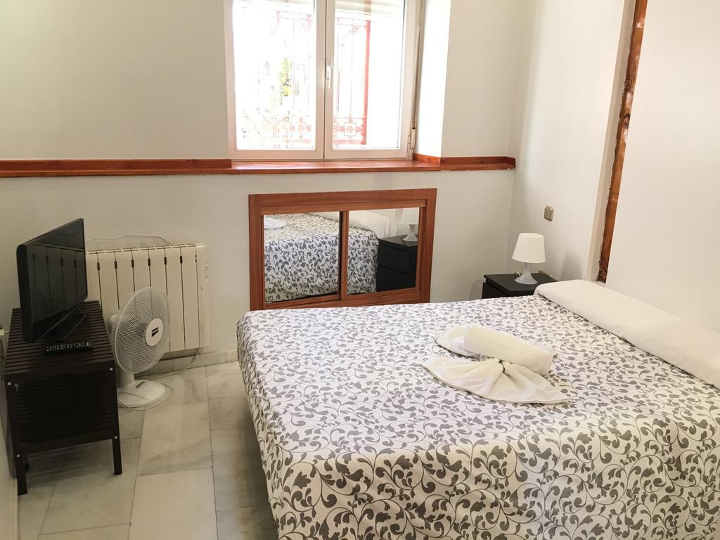 Apartamentos Good Stay Prado Madrid Esterno foto