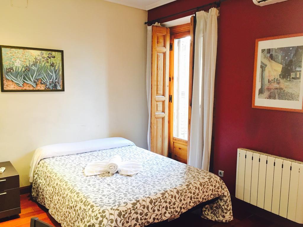 Apartamentos Good Stay Prado Madrid Esterno foto