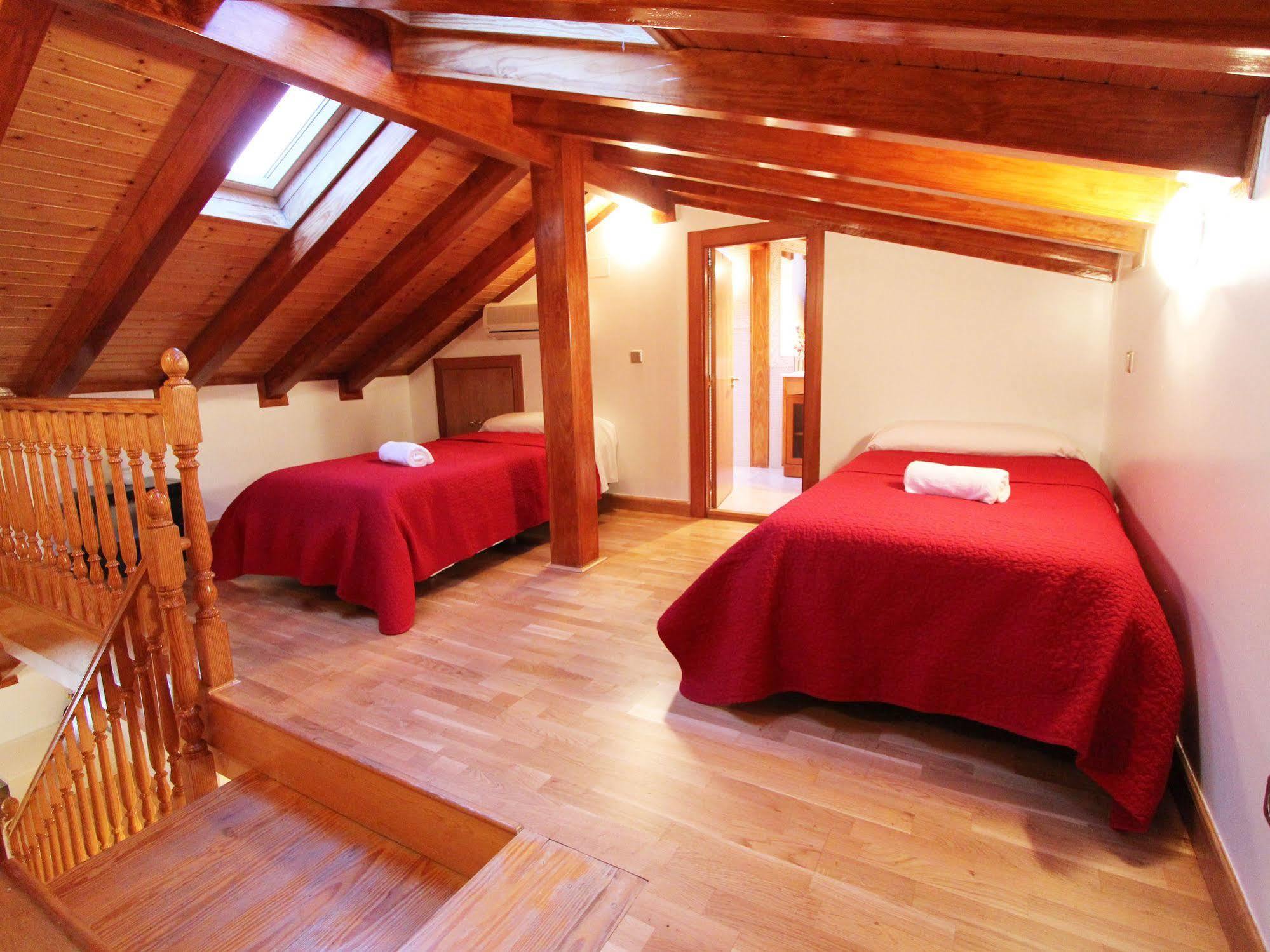 Apartamentos Good Stay Prado Madrid Esterno foto
